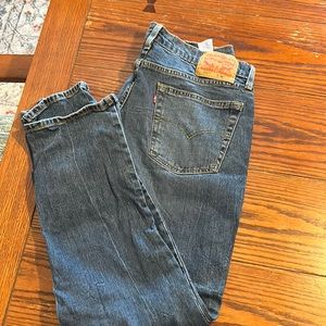 Men’s Levi’s blue jeans